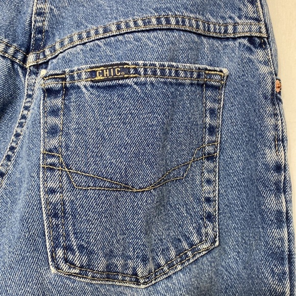 Vintage CHIC Jeans High rise and tapered leg size 6 - Picture 2 of 4